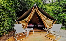 Les Tentes Bivouacs by Le Marintan